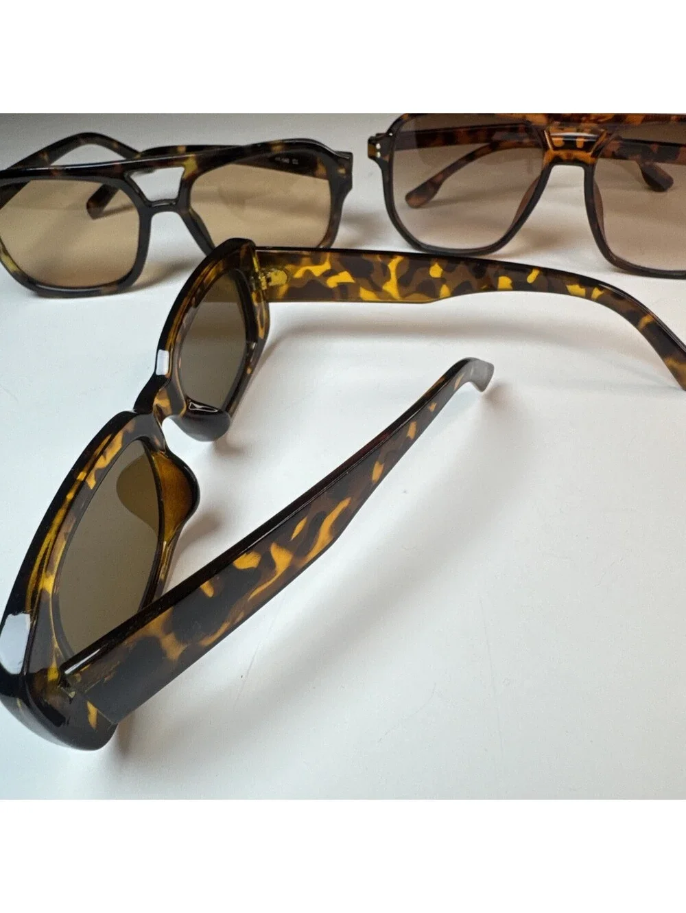 Retro Tortoiseshell Sunglasses Lot Of 3 Aviator Womens Mens Shades Brown Unbrand